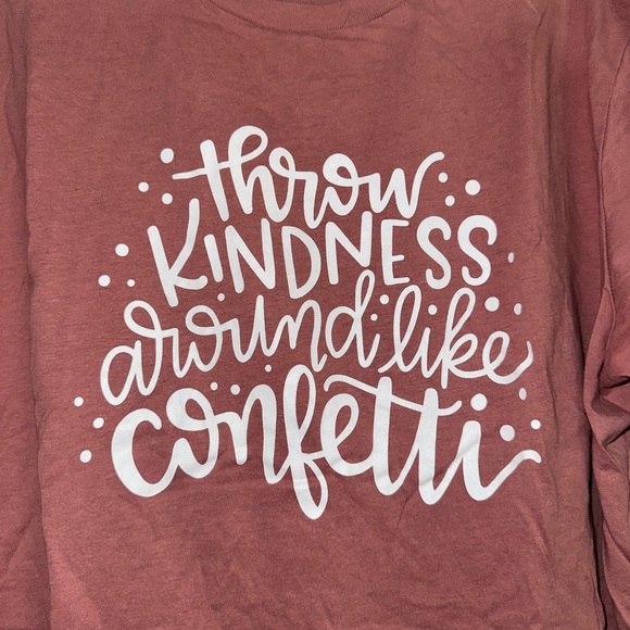 Unisex “throw kindness around like confetti” tshirt size xl - Picture 4 of 5